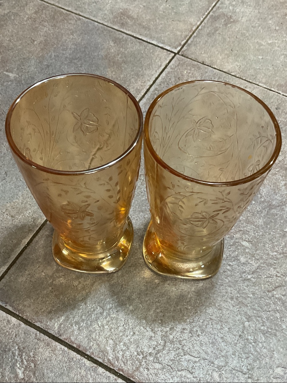 Embossed Amber Glass Tumblers – Set of 2 - Picture 5 of 5